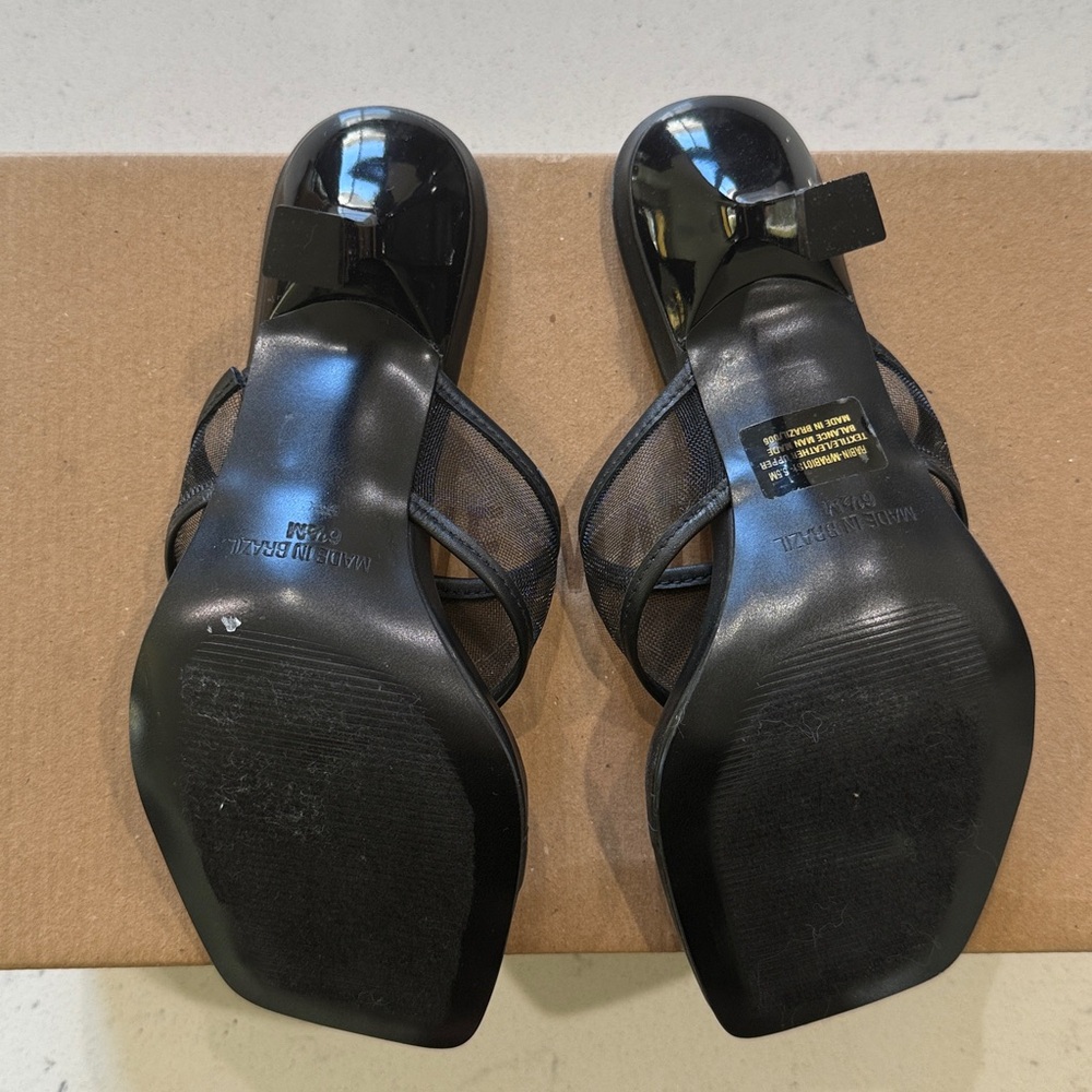 Steve Madden Black Mesh Thong Heel Sandals - Picture 13 of 14